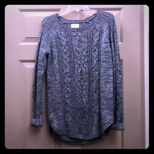 💟 Blue cable knit tunic sweater